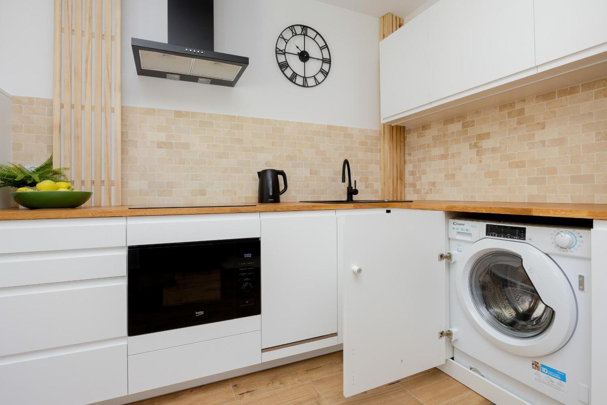 Apartment Cozy Near Royal Baths Park By Renters Warsaw