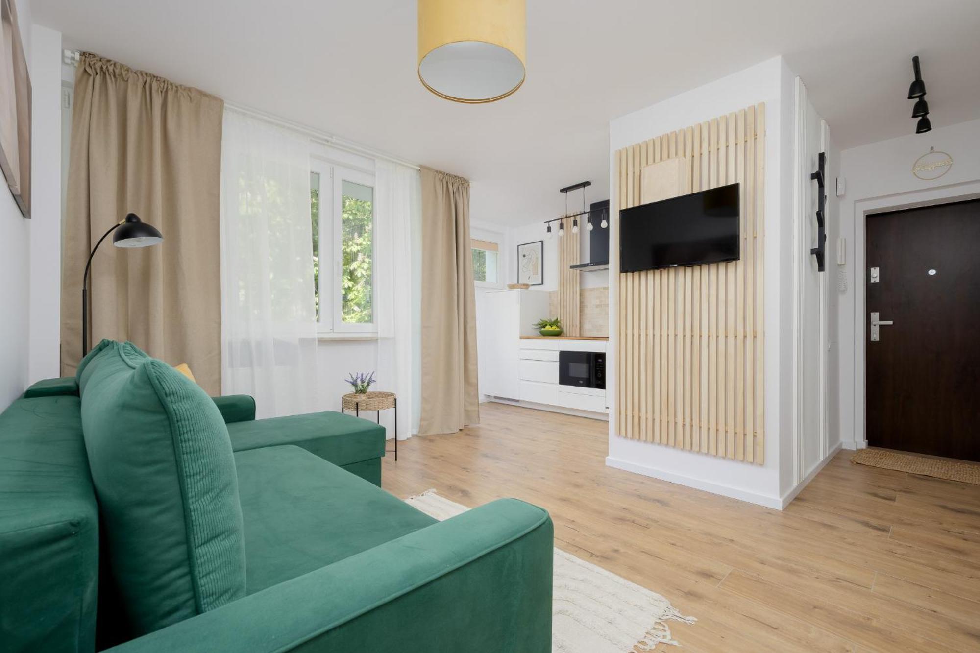 Apartment Cozy Near Royal Baths Park By Renters *