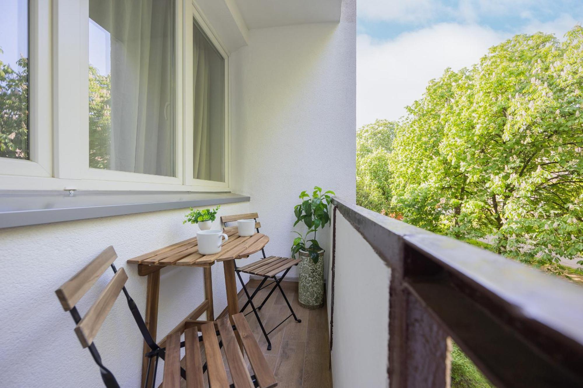 Cozy Near Royal Baths Park By Renters Warsaw